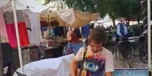 Nick Lore desde Mallorca con nuestra carpa de gama media